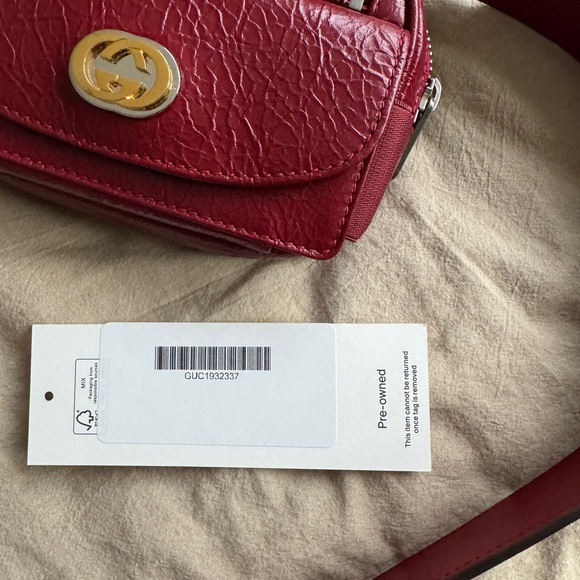 Gucci Red Morpheus leather Crackle Crossbody Belt Bag - Picture 6 of 9